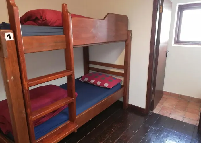 Aille River Tourist Hostel And Camping Doolin