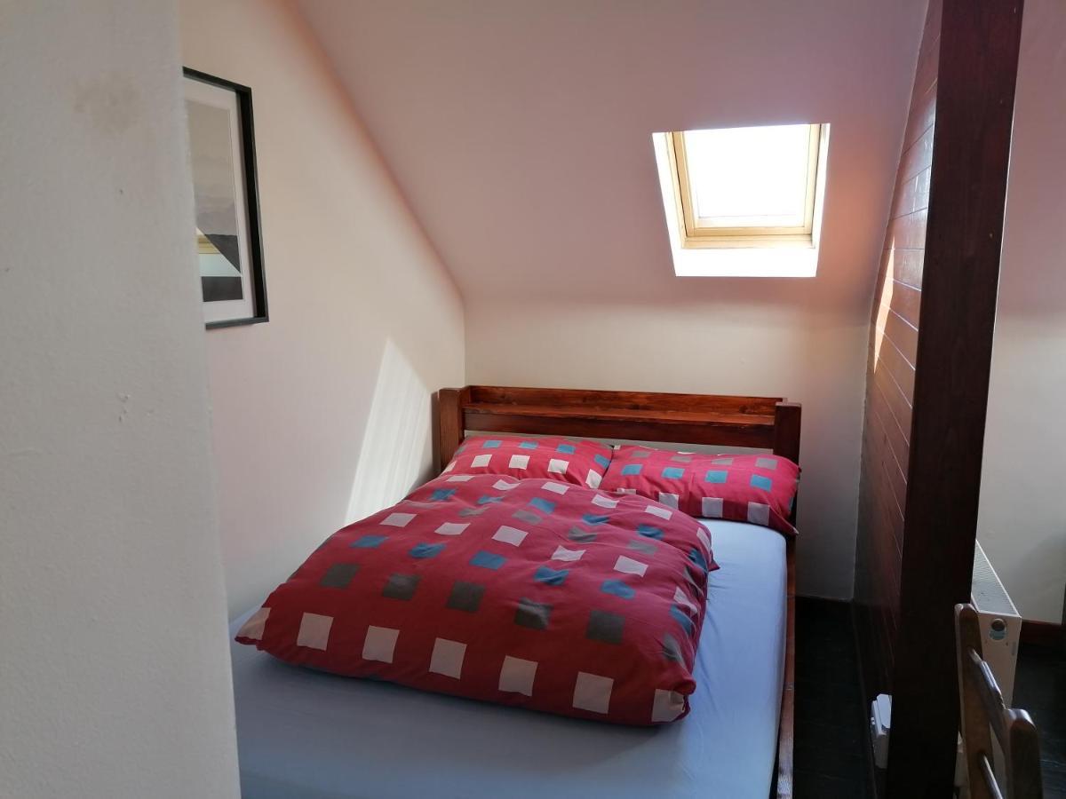 Aille River Tourist And Hostal Doolin