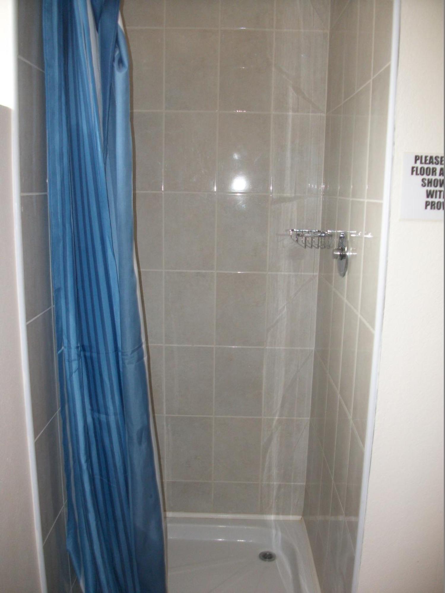 Hostal Aille River Tourist And