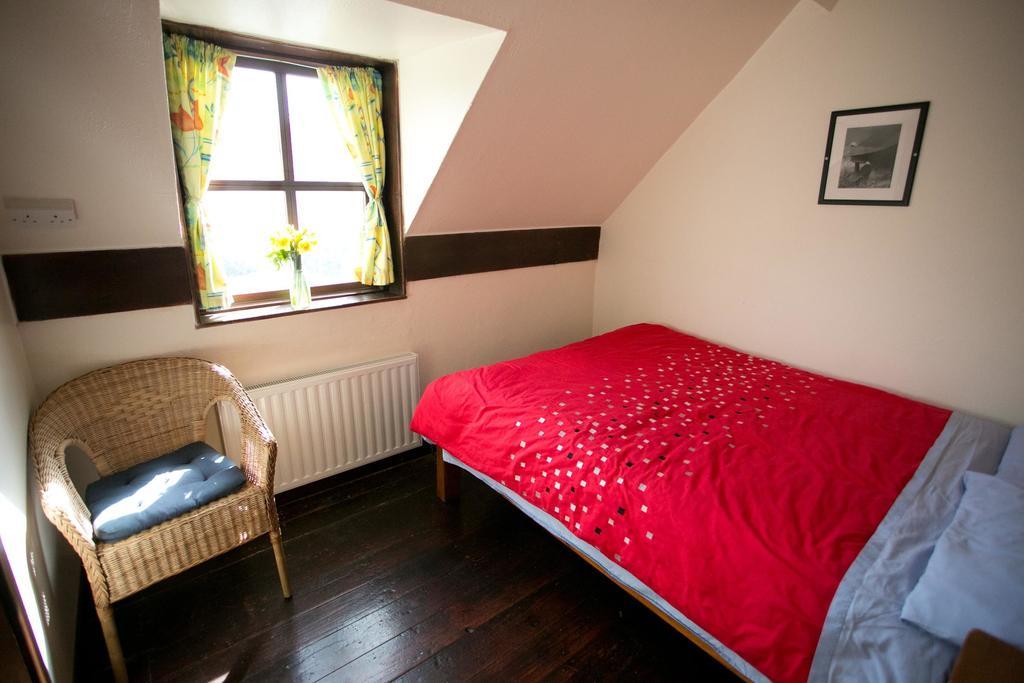 Aille River Tourist Hostel And Camping Doolin Doolin