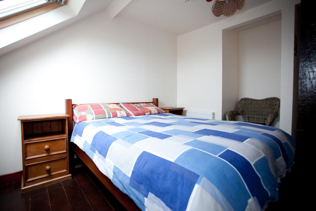Hostal Aille River Tourist And